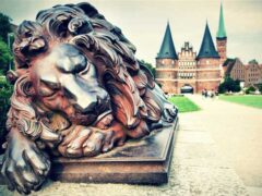 Holstentor monumento di Lubecca